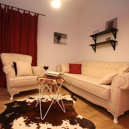 Apartman Delux Brkic Apartamento Lozovac Exterior foto