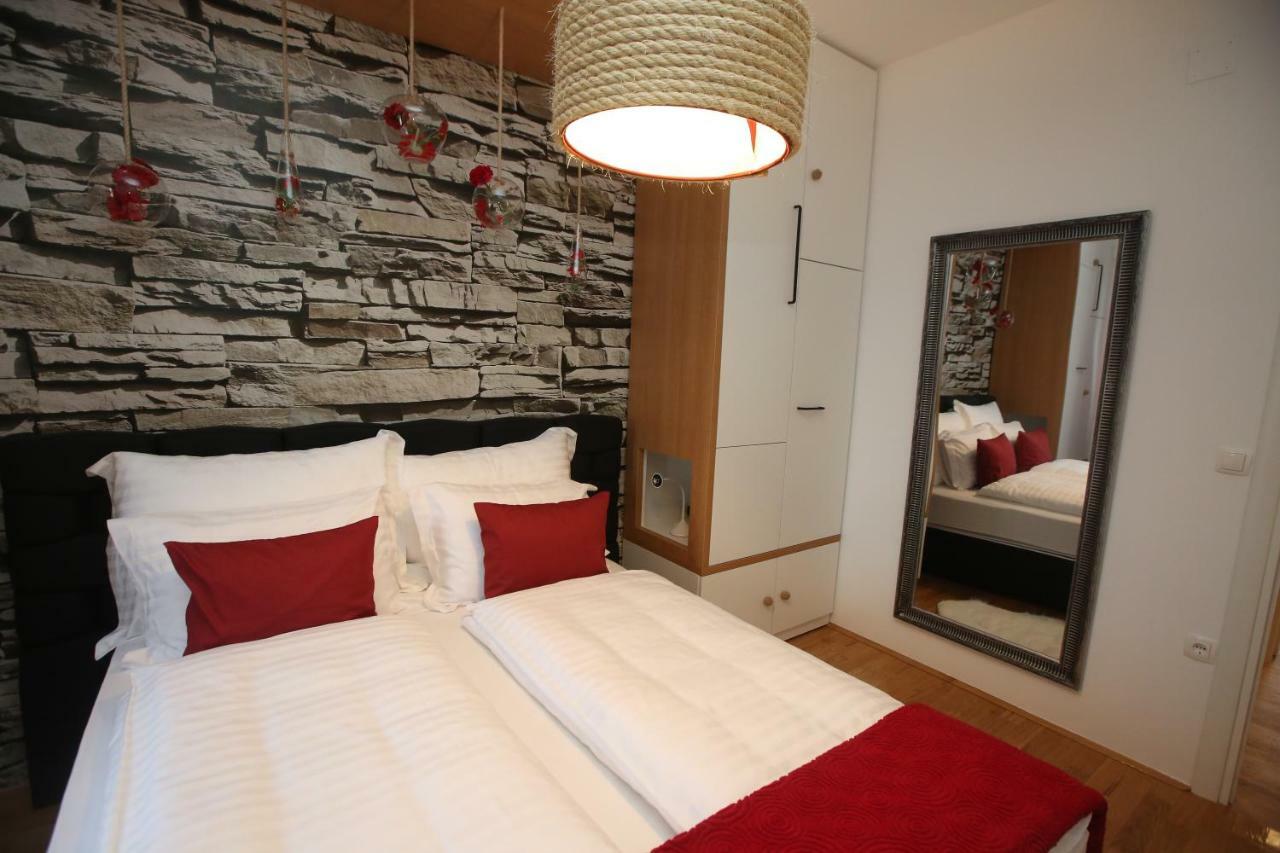 Apartman Delux Brkic Apartamento Lozovac Exterior foto