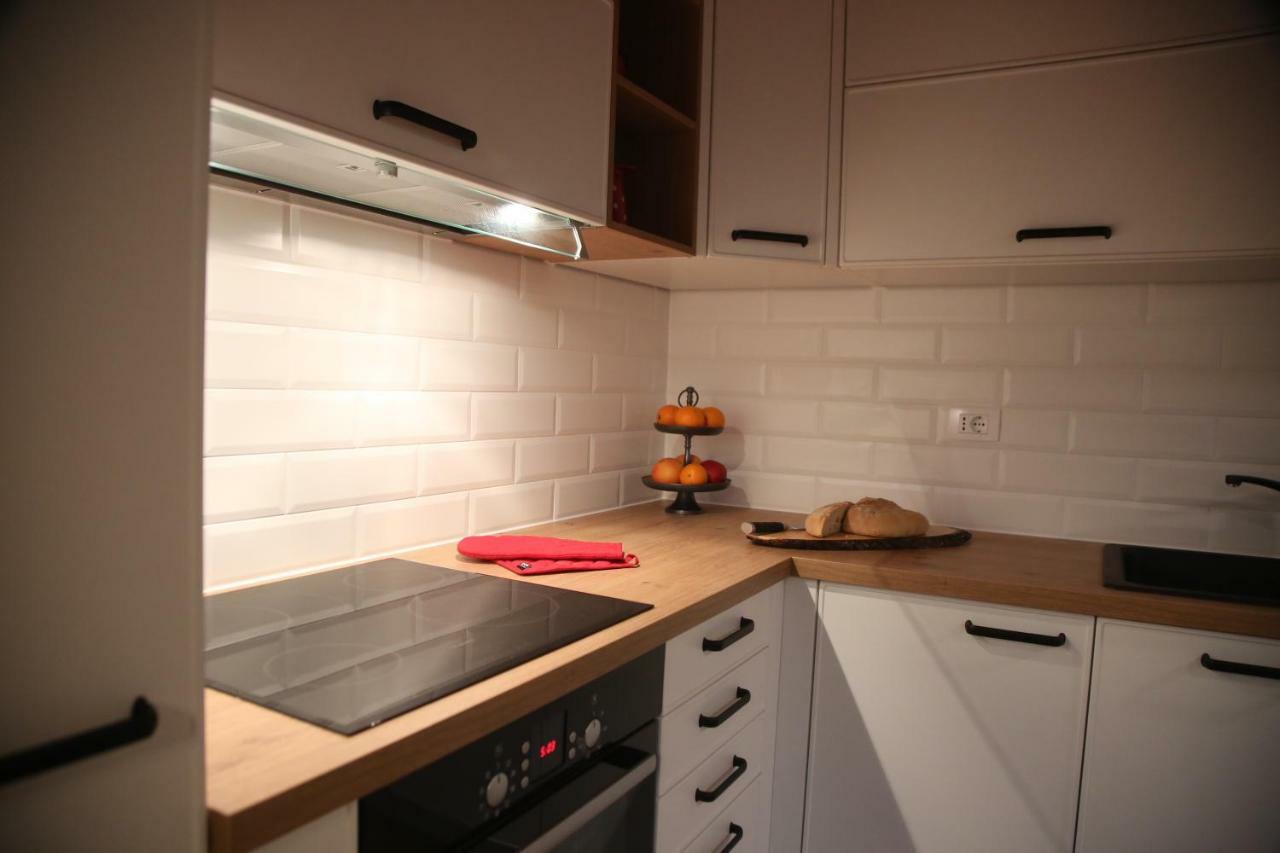Apartman Delux Brkic Apartamento Lozovac Exterior foto